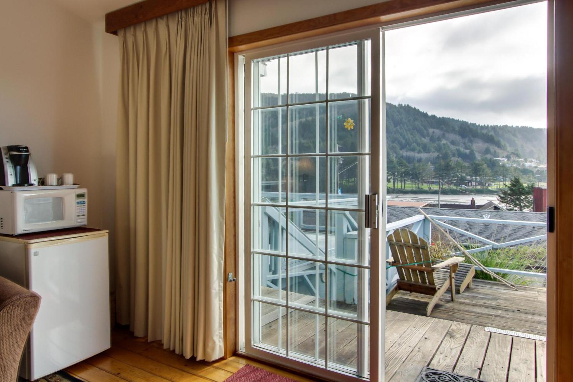 Ocean Cove Inn Yachats Extérieur photo