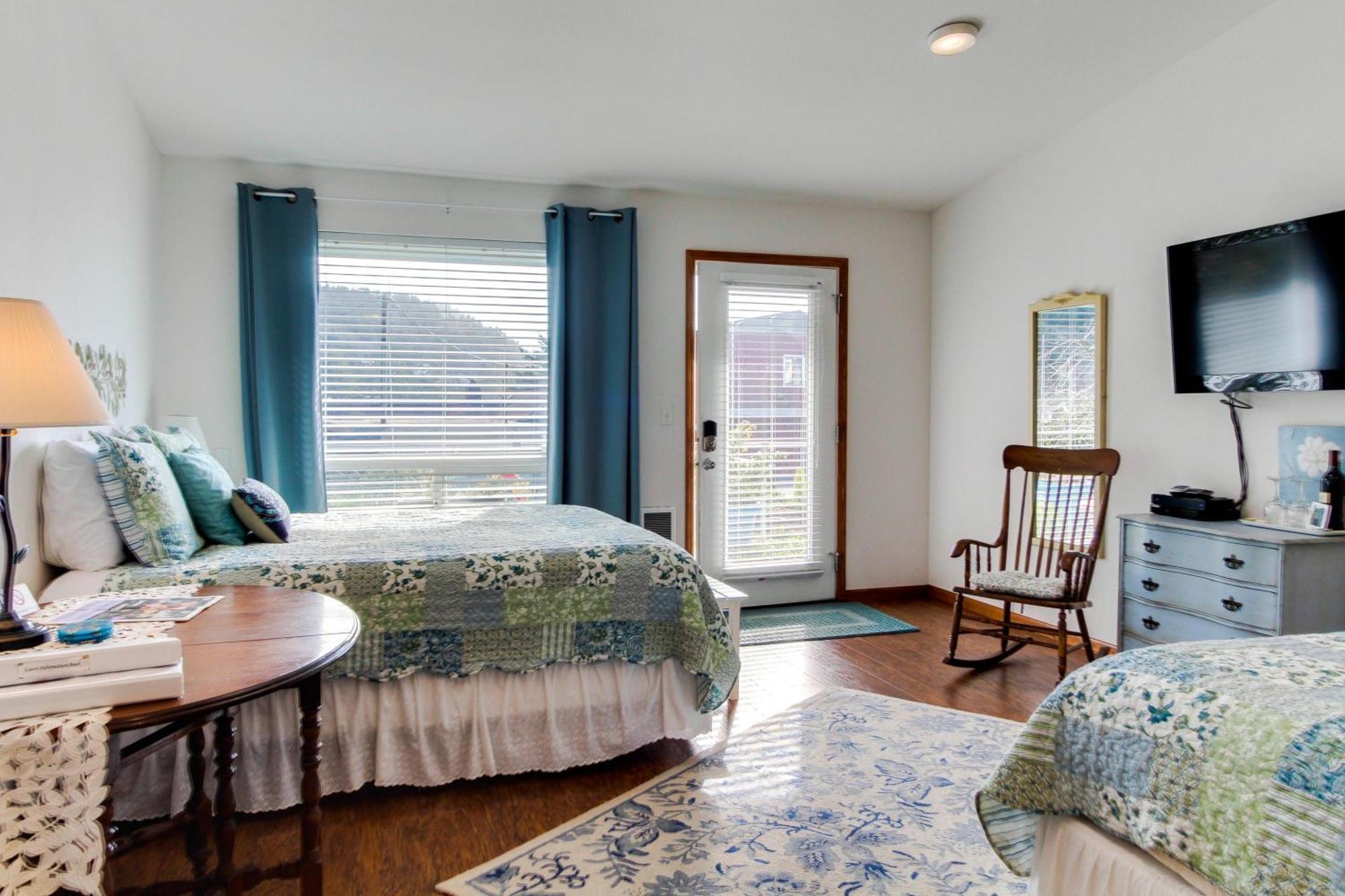 Ocean Cove Inn Yachats Extérieur photo