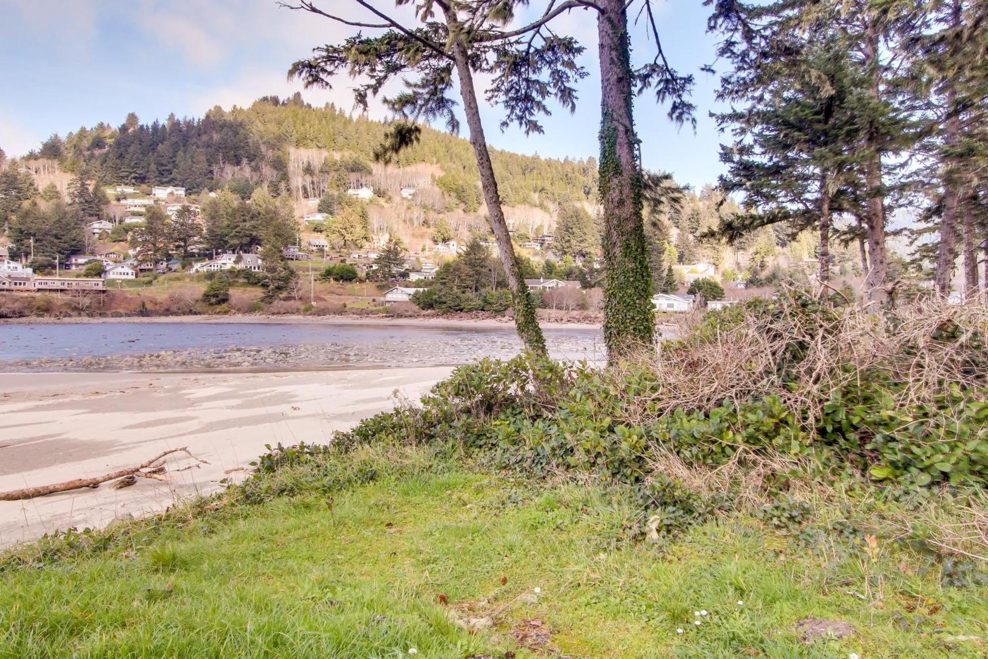 Ocean Cove Inn Yachats Extérieur photo