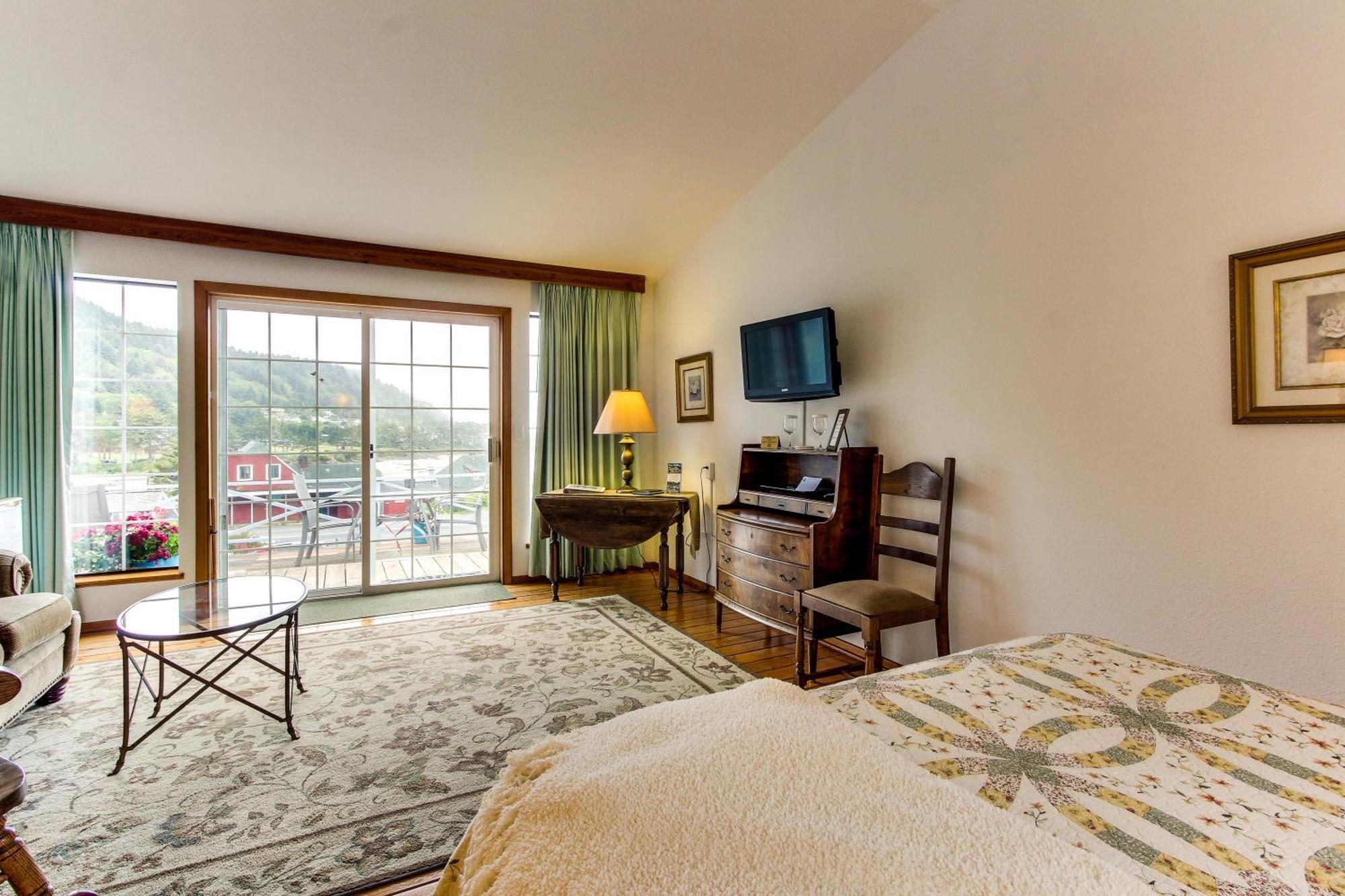 Ocean Cove Inn Yachats Extérieur photo